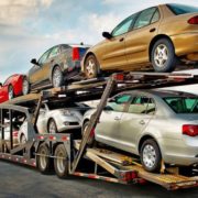 Порошенко підписав закон, що спрощує ввезення імпортних автомобілів