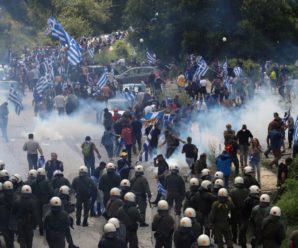 У Греції відбулися масові протести після підписання угоди з Македонією (ВІДЕО)