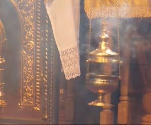 Кличуть священиків: у Івано-Франківську зчинився скандал через оголених артистів на фестивалі (Відео)