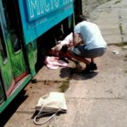 “Ампутували ногу, а також…”: У Львові жінку збив трамвай (фото)