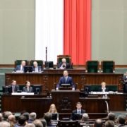 Польща змінила скандальний закон на вимогу Ізраїлю, проте залишила антиукраїнські положення