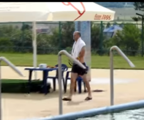 Скандал на Зкарпатті: поліцейського начальника зловили в басейні в робочий час