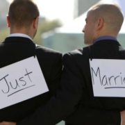 Закон про одностатеві шлюби чи закон про визнання закоханих будь-якої орієнтації, які перебувають в цивільних стосунках