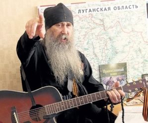 Почаївські монахи вважають війну на Донбасі «божою», а українську мову «некрасивой и вторичной»