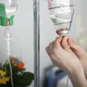 “Набряком шиї і…”: в Україні зафіксовано спалах смертельного захворювання