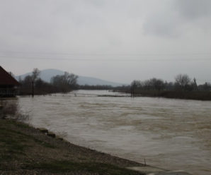 Синоптики попередили про підйом рівнів води на річках Прикарпаття