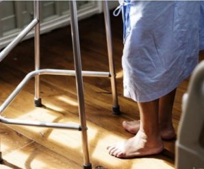 Виганяла бісів: 80-річна пацієнтка влаштувала різанину у лікарні