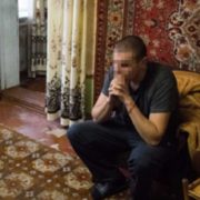 “Брав хлопчиків “в оренду””: Росіянин продавав українських дітей в сексуальне рабство