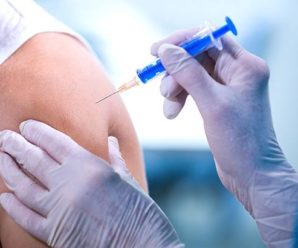 У МОЗ України розповіли, які категорії населення вакцинуватимуть безкоштовно