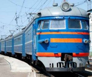 “Люди падали з верхніх полиць”: У Запорізькій області через необережність пасажирський поїзд зіткнувся з локомотивом