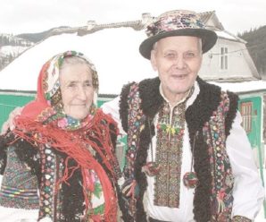 Зворушлива історія кохання гуцульської пари, які разом уже 71 рік!