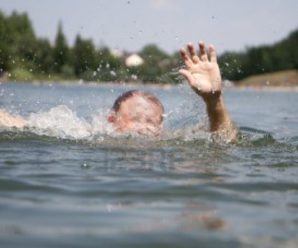 На Прикарпатті у Дністрі втопився чоловік, рятувальники шукають тіло