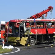Трагічна ДТП українського автобуса у Польщі: водія затримали, встановлена причина аварії