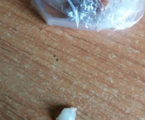 В Калуші у булочці зі шкільної їдальні знайшли зуб(ФОТО)