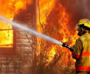 На Франківщині через замикання згоріли два будинки