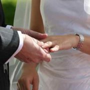 Церемонію провели прямо в палаті: наречена померла через 3 дні після весілля