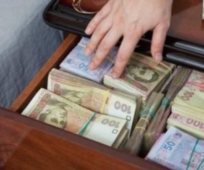 Викрили працівницю «Укрпошти», котра незаконно привласнила понад 50 тис. грн