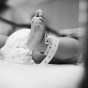 “Забрала немовля з лікарні “: Через халатність матері померла маленька дитина