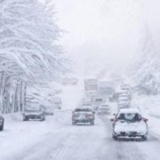 На Прикарпаття насувається активний циклон: випаде до 15 см снігу