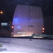Чоловіка, якого в Івано-Франківську заштовхали в мікроавтобус, патрульні знайшли у Тисмениці