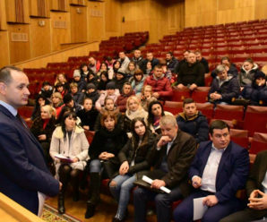 Скандал в Опришівцях: депутат міськради від «Батьківщини» таки не стане директором школи