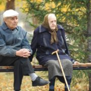 На 10 працюючих в Україні припадає 11 пенсіонерів