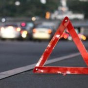Поліція Івано-Франківська розшукує водія, який збив жінку та втік з місця аварії