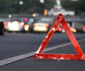 Поліція Івано-Франківська розшукує водія, який збив жінку та втік з місця аварії
