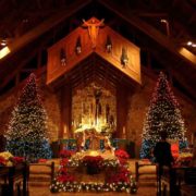 Релігієзнавець розповіла, чи варто переносити святкування Різдва в Україні
