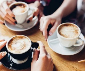 Чим замінити каву: які напої бадьорять вранці