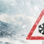 Штормове попередження: в Івано-Франківській області очікується лавинна небезпека, на дорогах ожеледиця