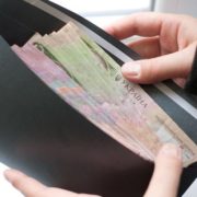 Нововведення які істотно вплинуть на гаманці українців у 2019 році: грошовий календар