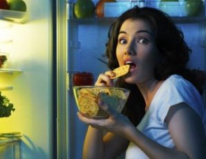 10 порад, як перестати їсти на ніч