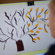 У Франківську покажуть картини дівчинки, яка малює ротом. ВІДЕО