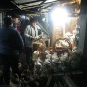 Нічний ринок вишиванок у Коломиї став центром притягання туристів