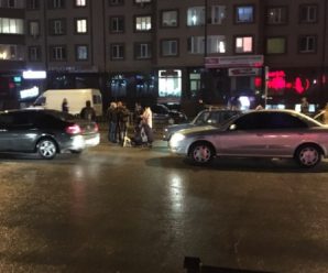 ДТП у Франківську: під колесами авто опинився пішохід (фотофакт)