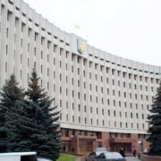Франківськ затвердив тарифи на бюджетні послуги для тих, хто не має міської прописки