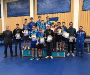 Прикарпатські тенісисти на чемпіонаті України посіли друге місце