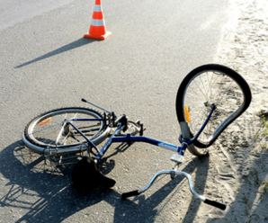 На Франківщині вантажівка збила велосипедиста
