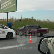 На Надрічній не поділили дорогу ВАЗ та Audi (фото+відео)