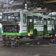 Впав автобус під час ремонту: на Львівщині трагічно загинув чоловік