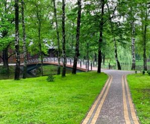 В мережі з’явилися неймовірно красиві фото міського парку в Івано-Франківську