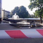 Поліція розшукала чоловіка, який повідомив про замінування фонтану в Івано-Франківську