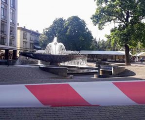 Поліція розшукала чоловіка, який повідомив про замінування фонтану в Івано-Франківську