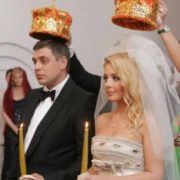 Українська співачка Тіна Кароль зворушливо вшанувала коханого у річницю весілля(відео)