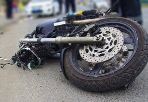На Косівщині мотоцикліст збив літню жінку