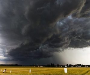 Погода змінюється: з 27 червня в Україну приходить пoтужний циклон