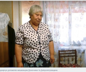 Волонтерка з Калуша відправляє посилки з одягом на Донбас. ВІДЕО