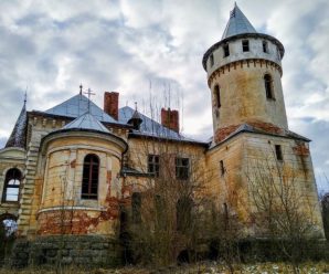Маловідомий палац на Прикарпатті у переліку найкрасивіших в Україні