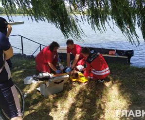 В озері Івано-Франківська потонула жінка, а її друг втік